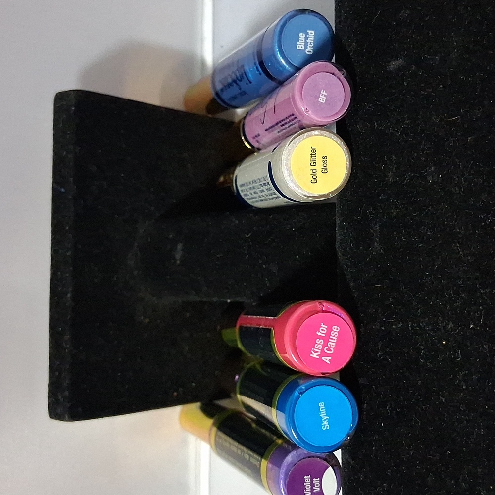 LipSense bundle - Picture 3 of 3